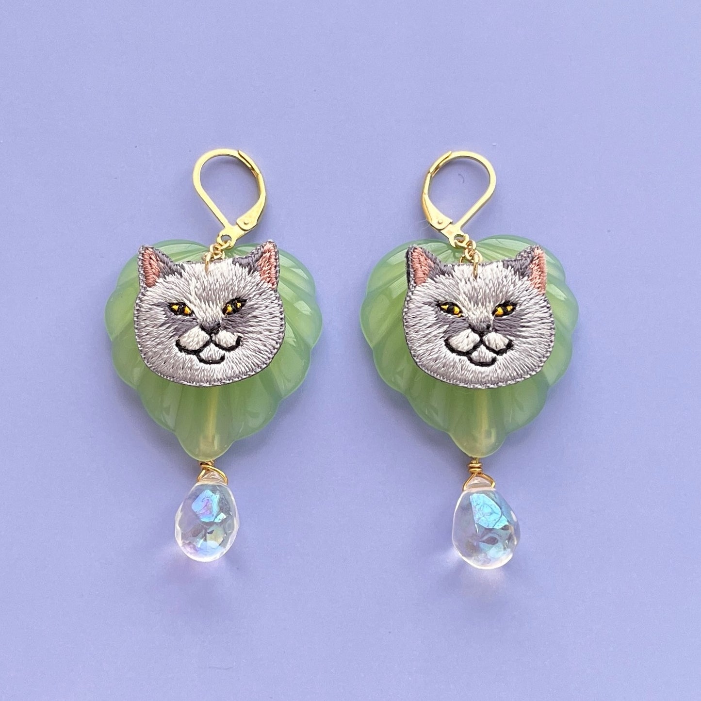 ★Kitty by maltamarie 穏やかに微笑むネコ・uaの耳飾り(ピアス/イヤリング)