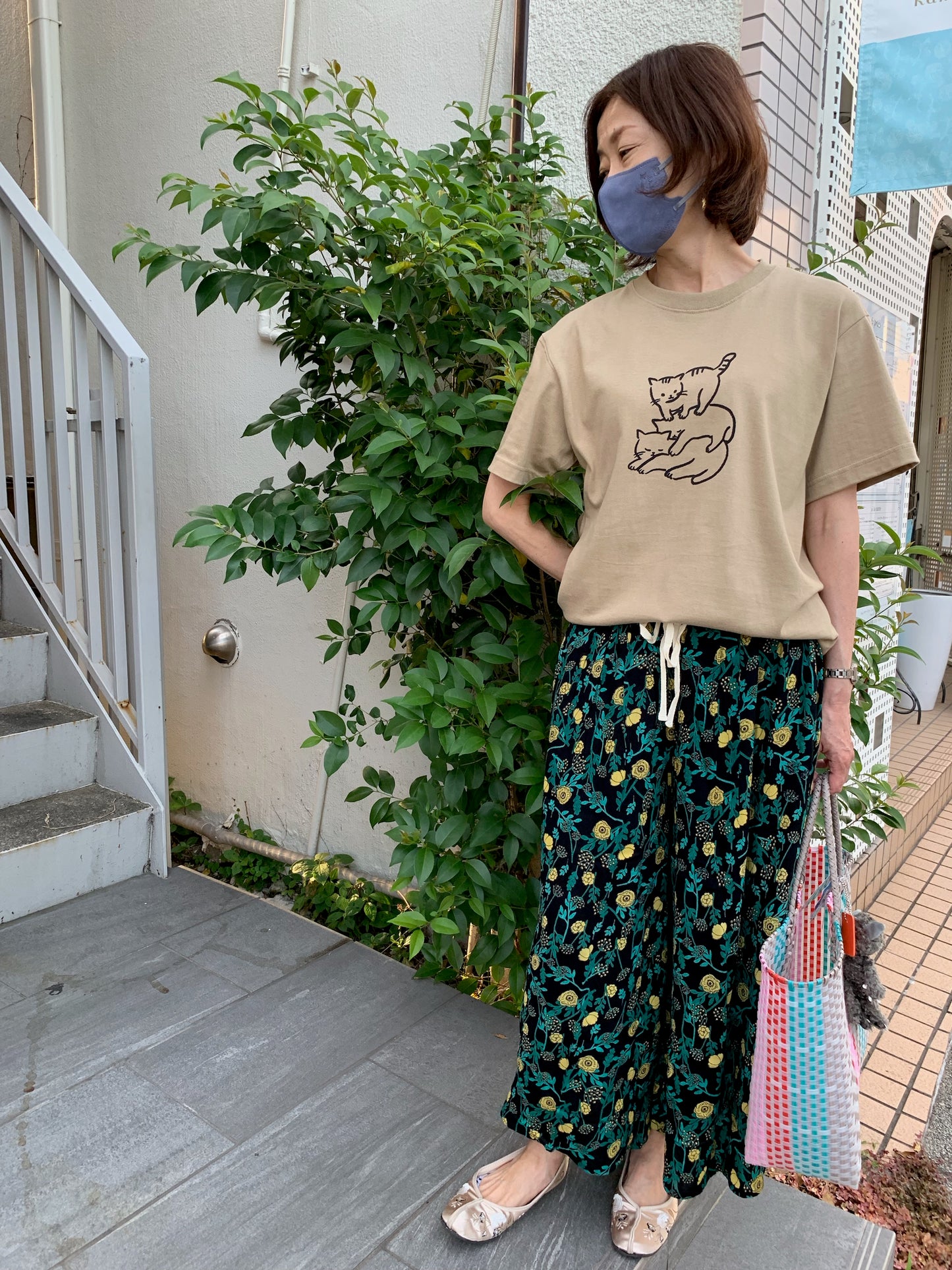 ★やまなかようこ★ Tシャツ 3匹のねこ