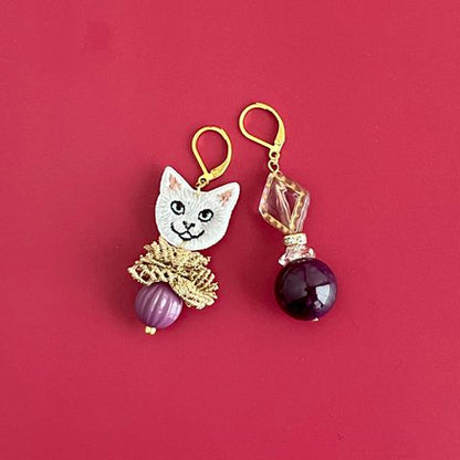 ★Kitty by maltamarie 気品のあるネコ・アルフォンスの耳飾り（ピアス／イヤリング）