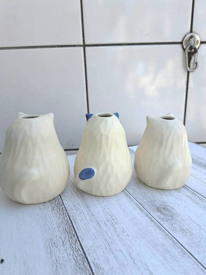 AKANE's Pottery ねこの一輪挿し (中サイズ)