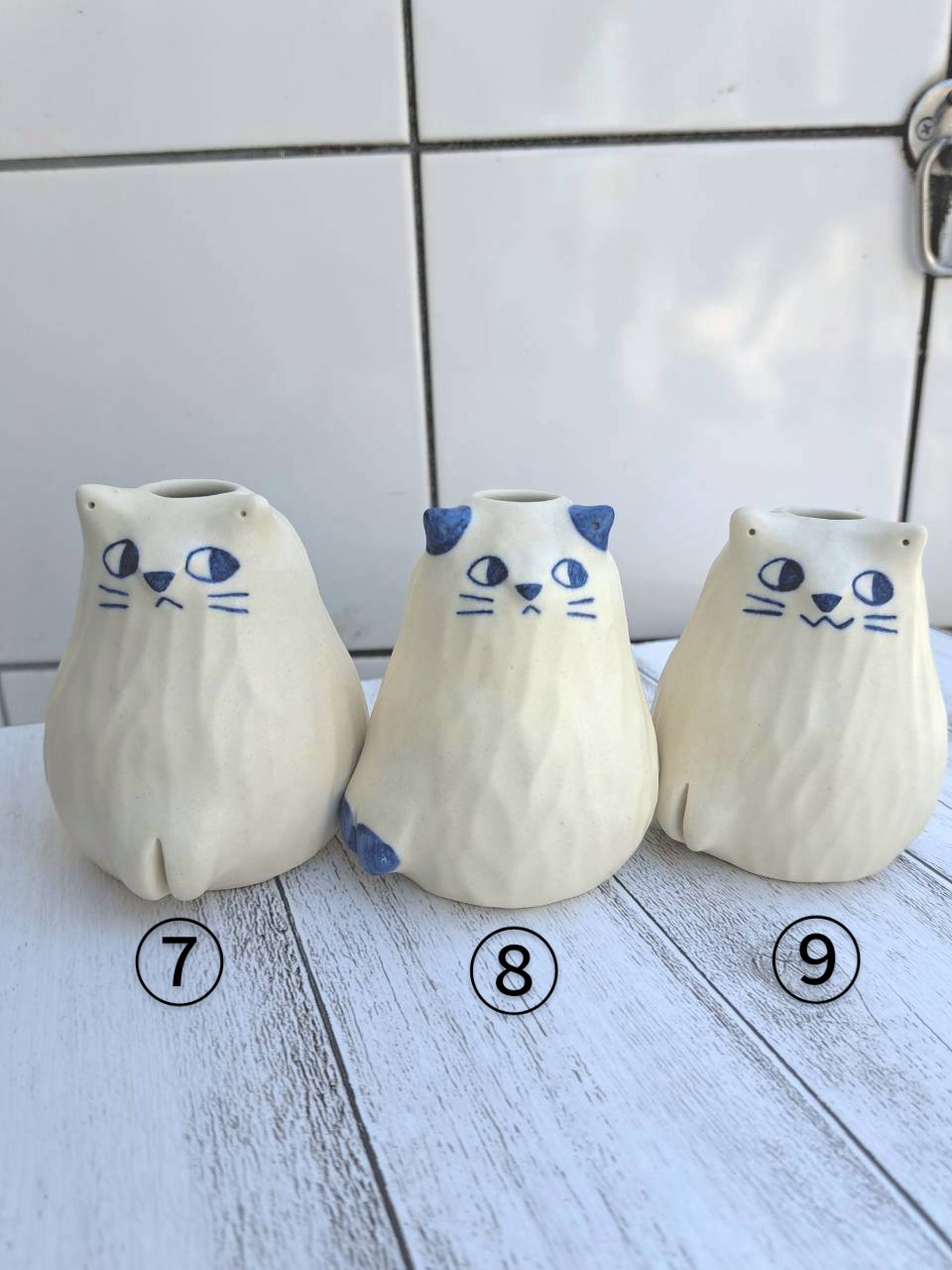 AKANE's Pottery ねこの一輪挿し (中サイズ)