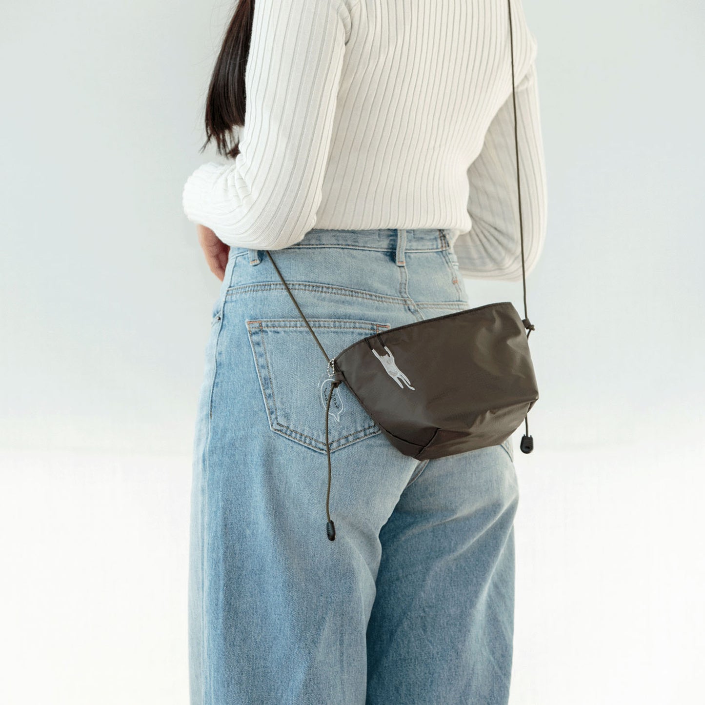 くせ強 ポシェット