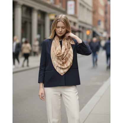 Première produced by NyanCon　ねこ柄スカーフ