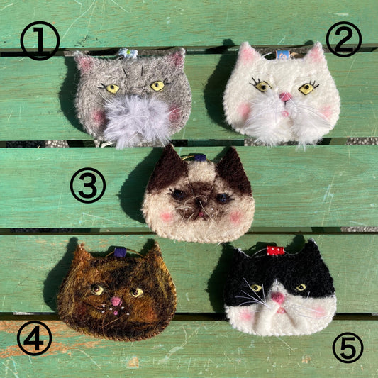 ★petitmapleleaf keyring