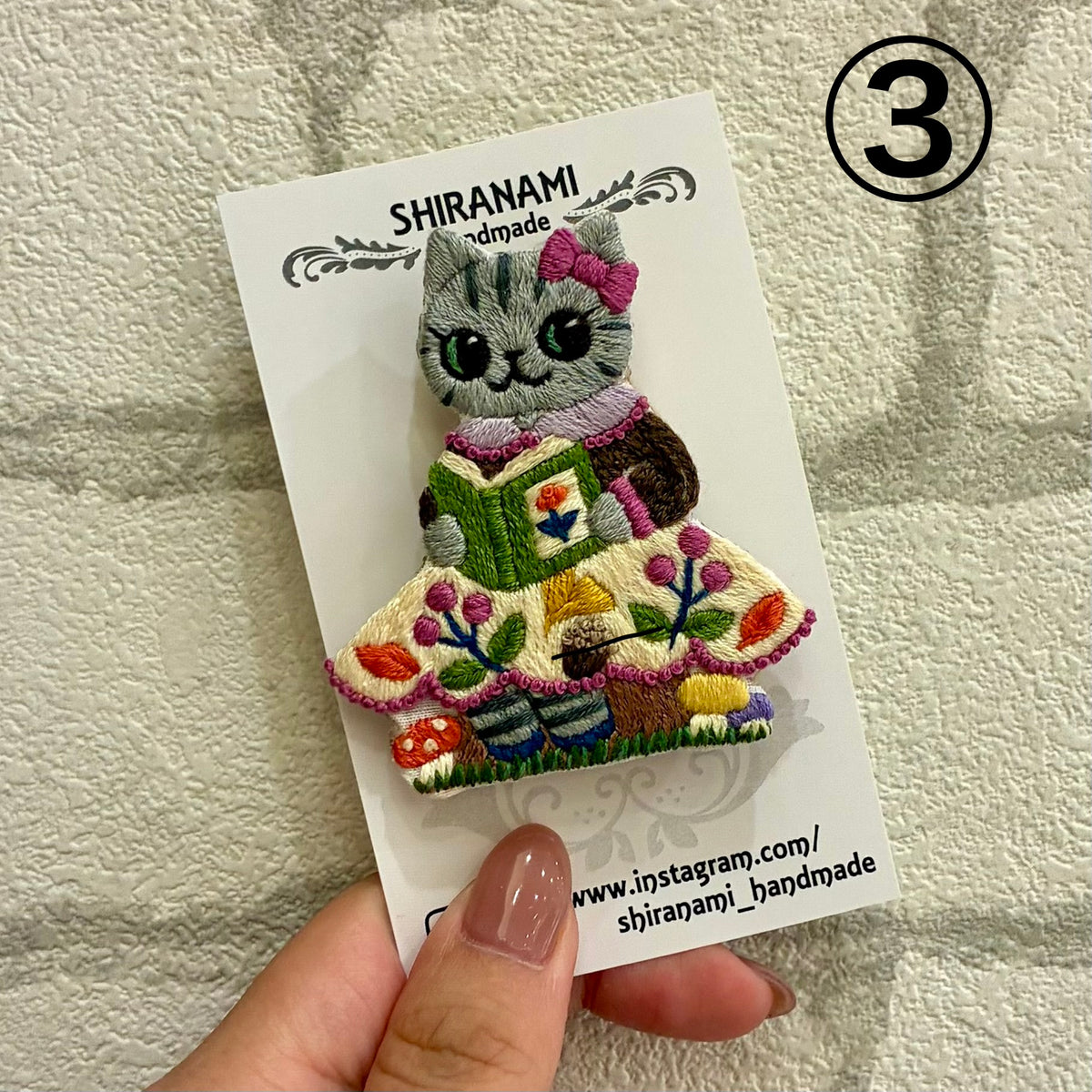 【shiranamiさん作品お一人様2作品まで! 】★shiranami_handmade秋のねこちゃんブローチ