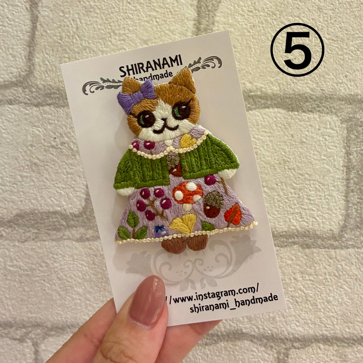 【shiranamiさん作品お一人様2作品まで! 】★shiranami_handmade秋のねこちゃんブローチ