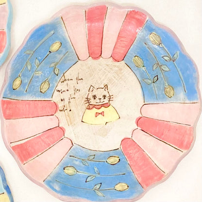 the cozy nook ストライプ．小花柄 真ん中猫モチーフ小皿