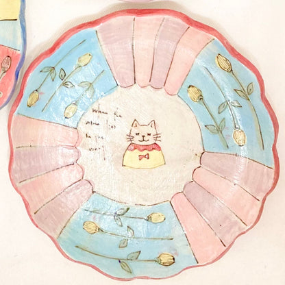 the cozy nook ストライプ．小花柄 真ん中猫モチーフ小皿