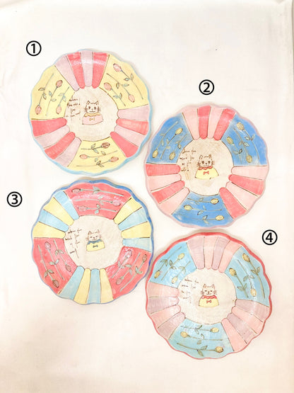 the cozy nook ストライプ．小花柄 真ん中猫モチーフ小皿