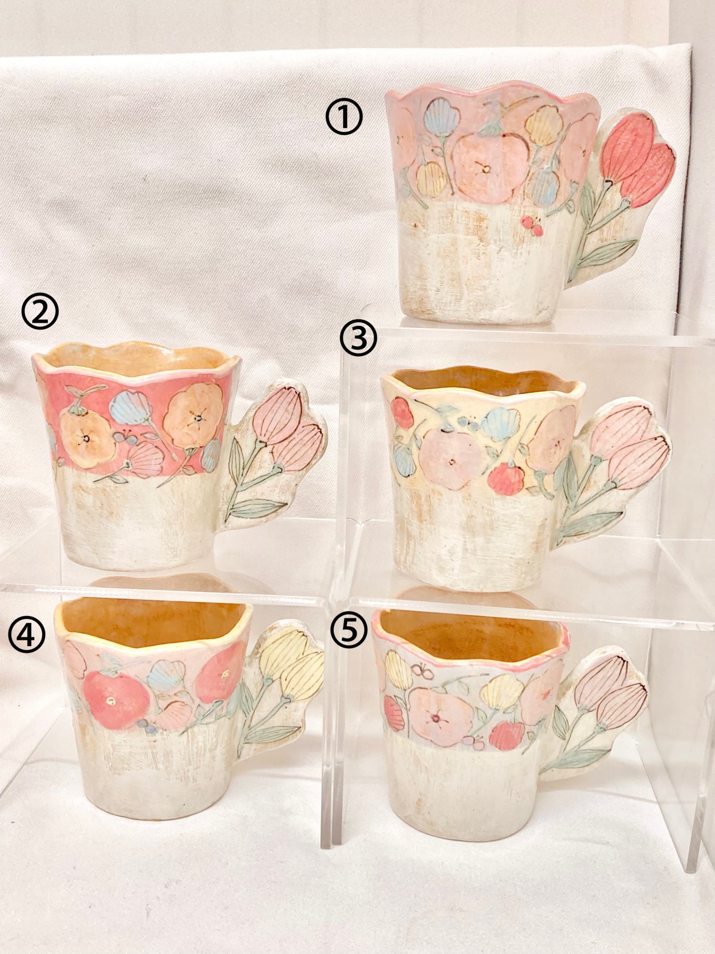 the cozy nook 長方形．取っ手が花のマグカップ