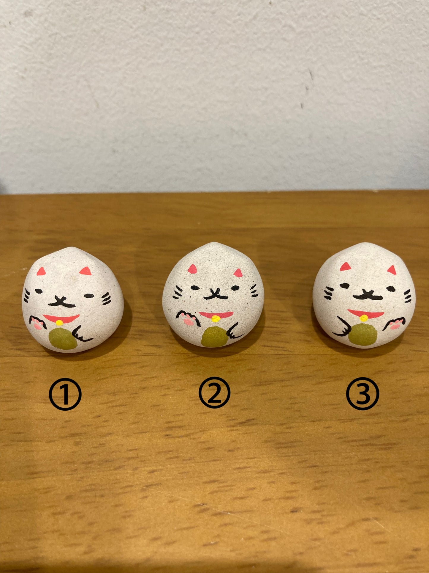 こみみの部屋　コロコロ招き猫