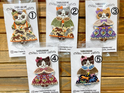 お一人様2個まで!!  ★shiranami_handmade　お洋服ブローチ