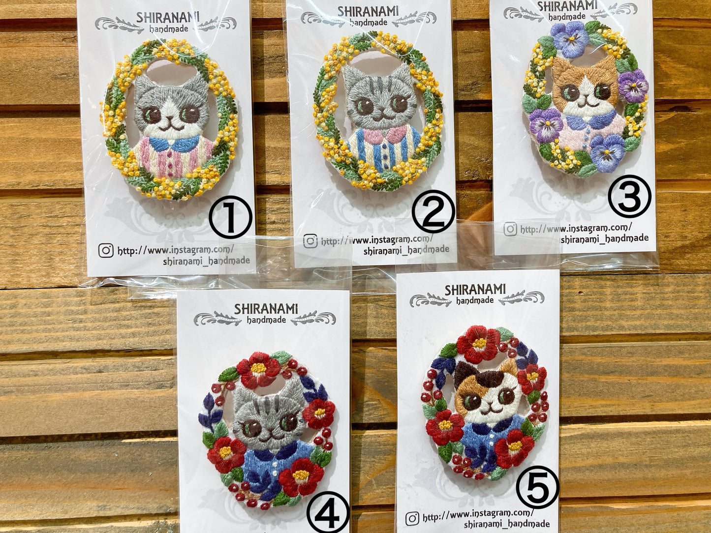 お一人様2個まで!!  ★shiranami_handmade　リースブローチ