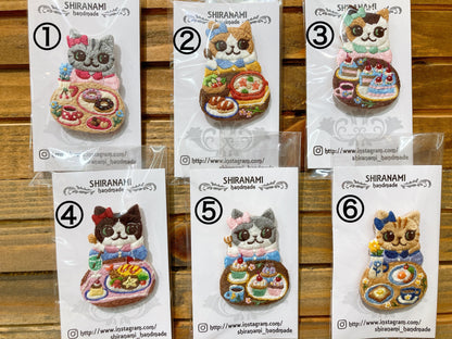 お一人様2個まで!!  ★shiranami_handmade　くいしんぼうブローチ