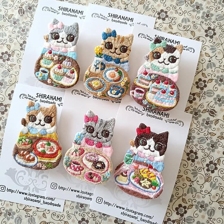 お一人様2個まで!!  ★shiranami_handmade　くいしんぼうブローチ