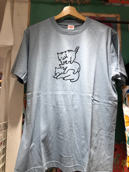 ★やまなかようこ★  Tシャツ 3匹のねこ