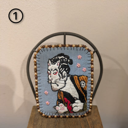 calbi99 ブローチ