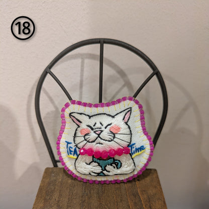 calbi99 ブローチ