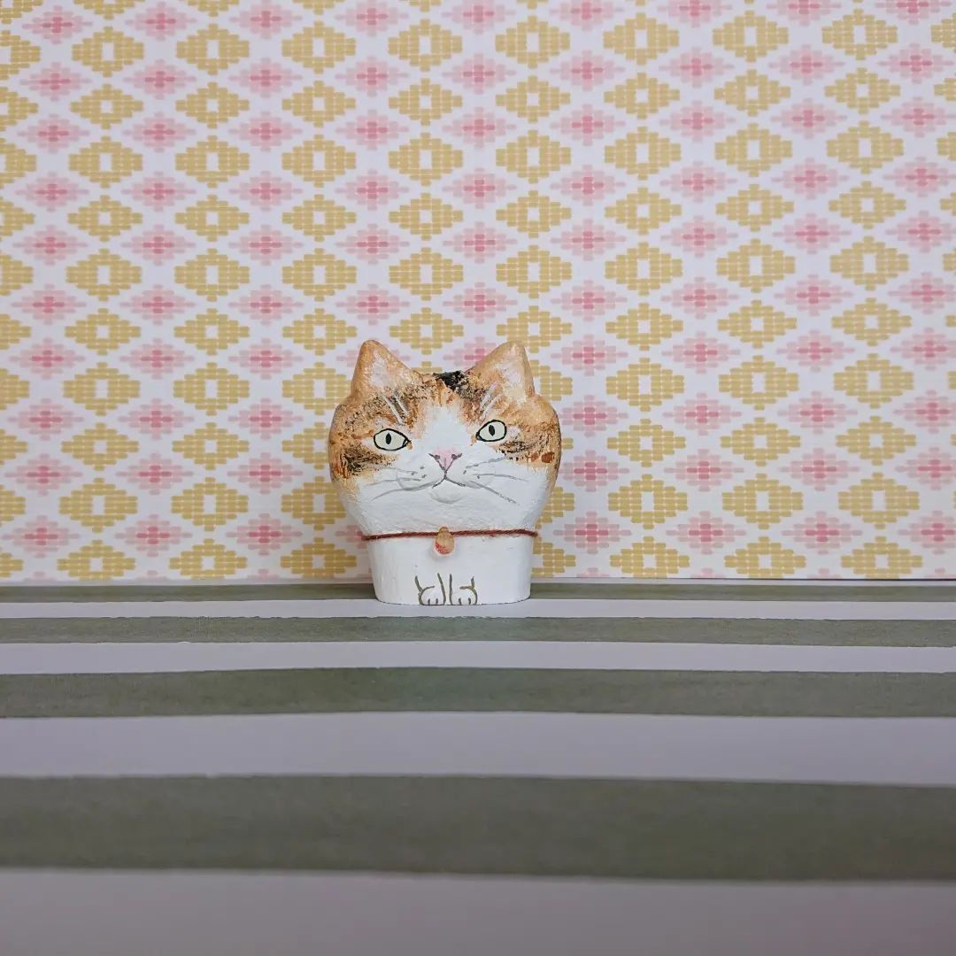 ★studio-meow★　木彫りのねこ