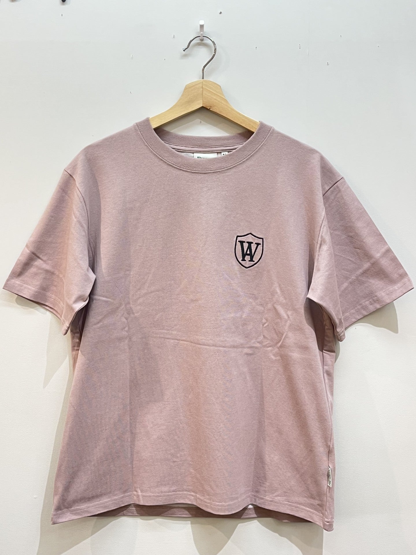 晩餐ネコ刺繍　Tシャツ