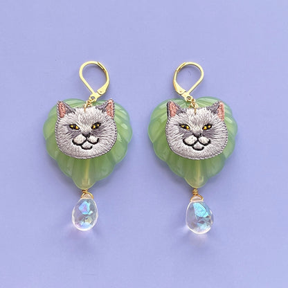 ★Kitty by maltamarie 穏やかに微笑むネコ・uaの耳飾り（ピアス／イヤリング）