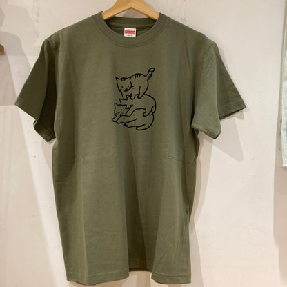 ★やまなかようこ★  Tシャツ 3匹のねこ